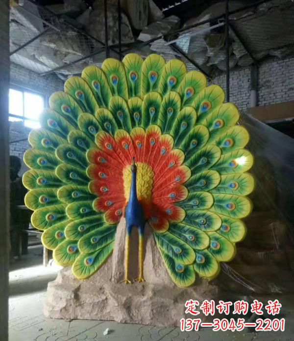 石家庄玻璃钢制作的孔雀雕塑