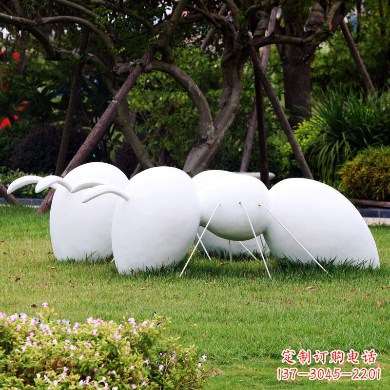 石家庄玻璃钢蚂蚁雕塑——一种充满力量的艺术