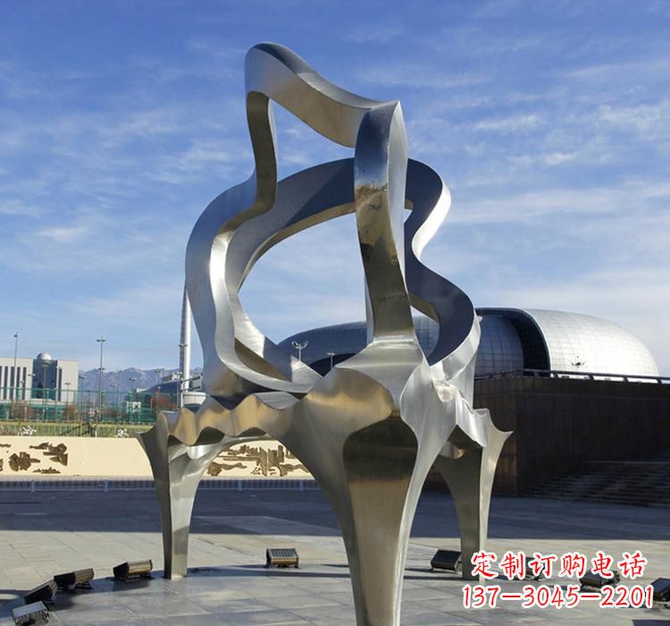 石家庄不锈钢钢琴雕塑让音乐穿越时空