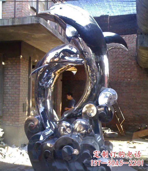 石家庄不锈钢海豚美观动态的雕塑
