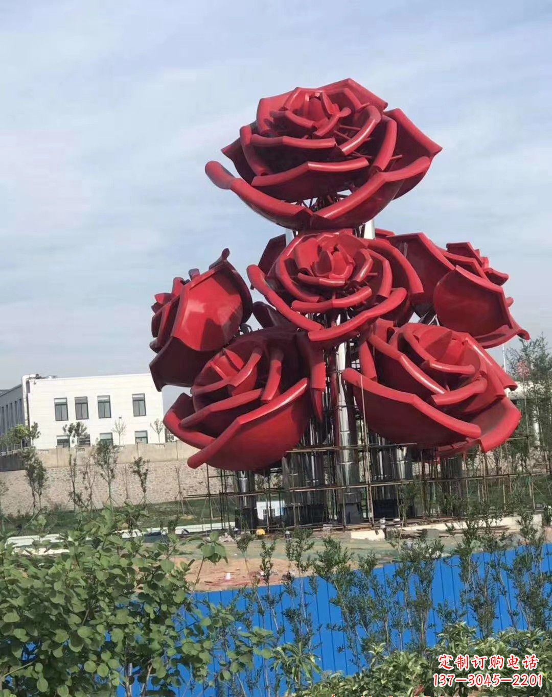 石家庄不锈钢红色玫瑰花雕塑