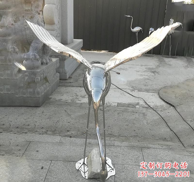 石家庄不锈钢户外动物仙鹤雕塑