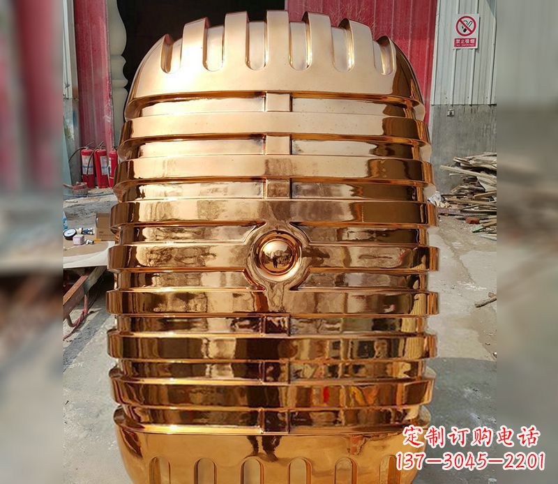 石家庄精美不锈钢话筒雕塑