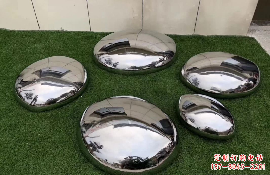 石家庄精致灵动的不锈钢鹅卵石雕塑