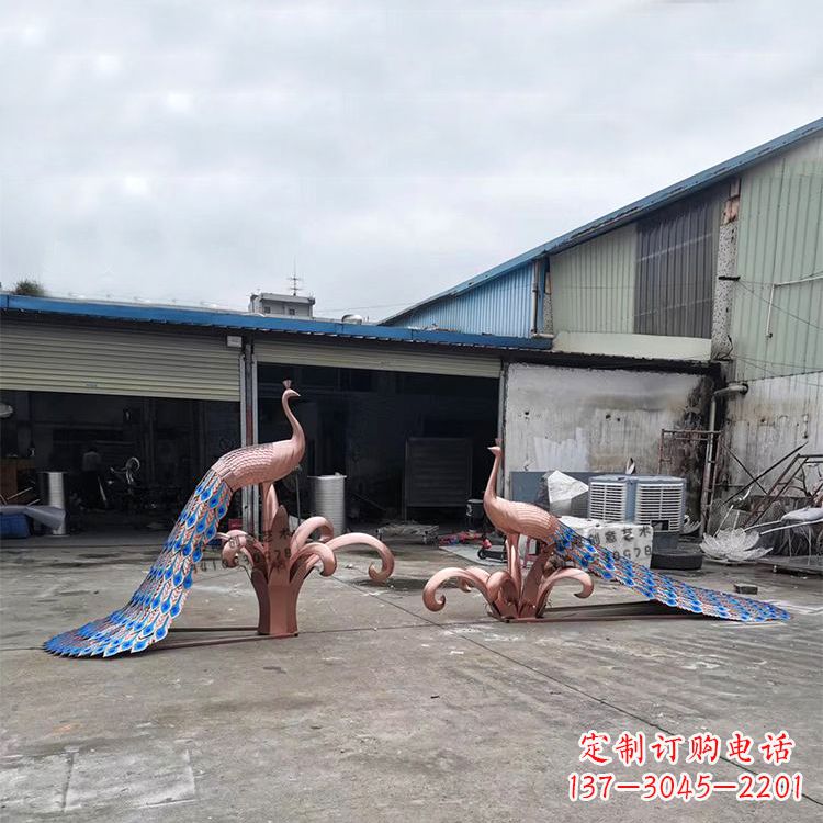 石家庄不锈钢孔雀彩色雕塑