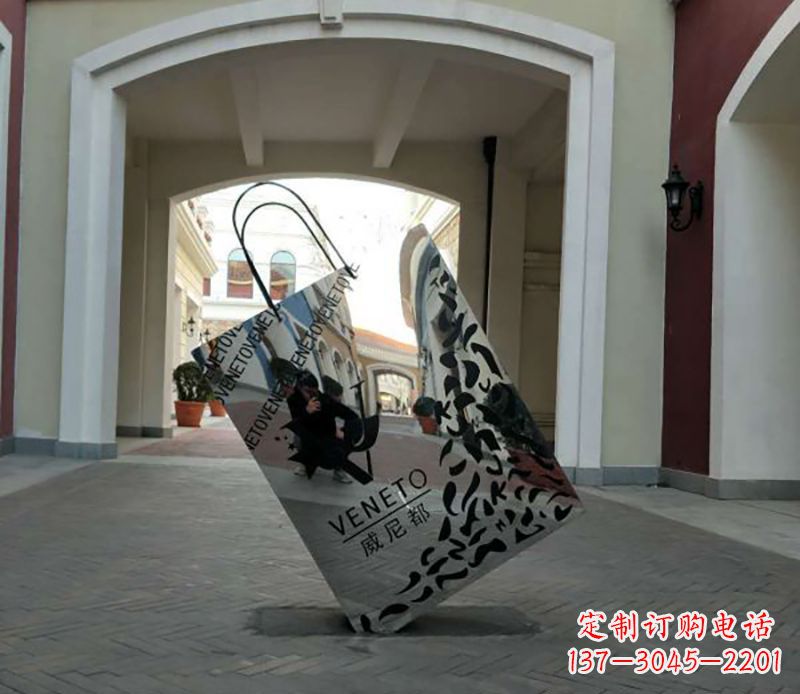 石家庄不锈钢镂空购物袋雕塑——艺术精美的装饰品