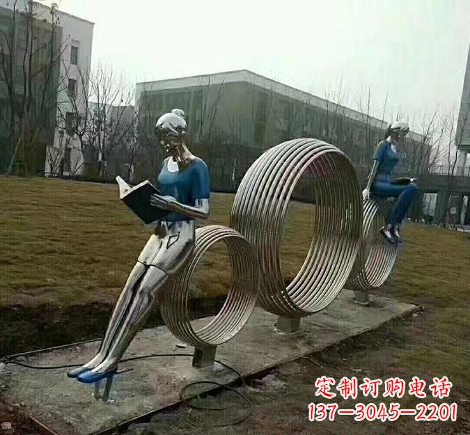 石家庄圆环读书人雕塑