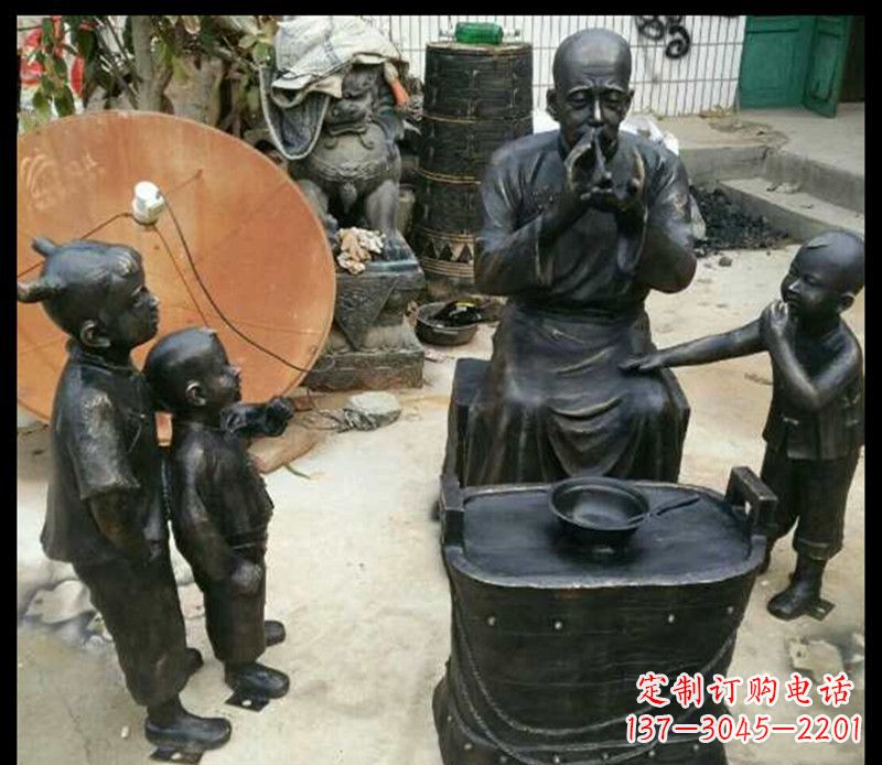 石家庄糖果街上的铜雕精灵