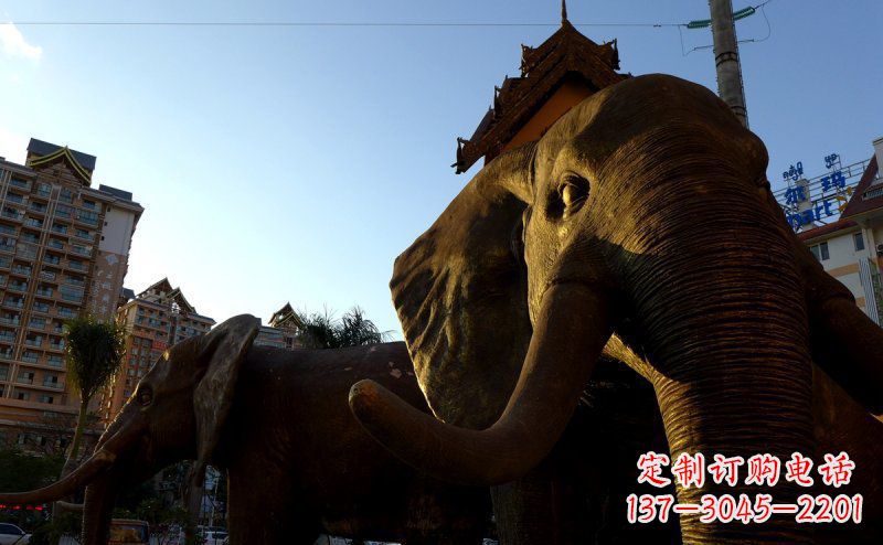 石家庄步行街上的大象雕塑——给街道带来活力