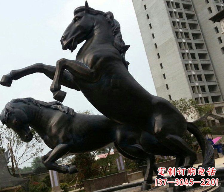 石家庄公园奔马动物铜雕塑