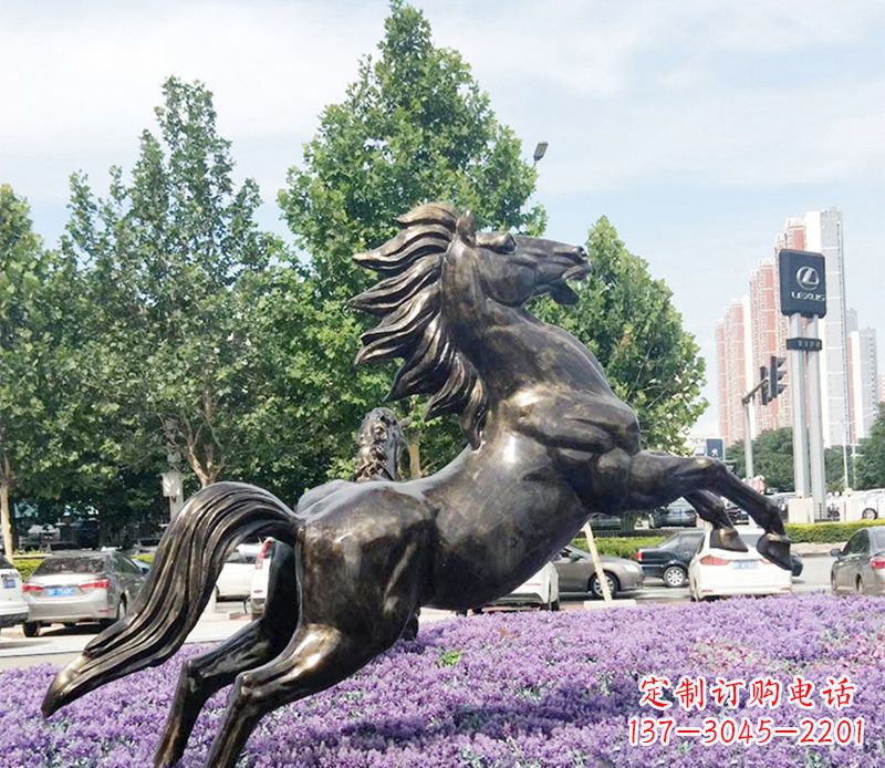 石家庄公园奔马铜雕