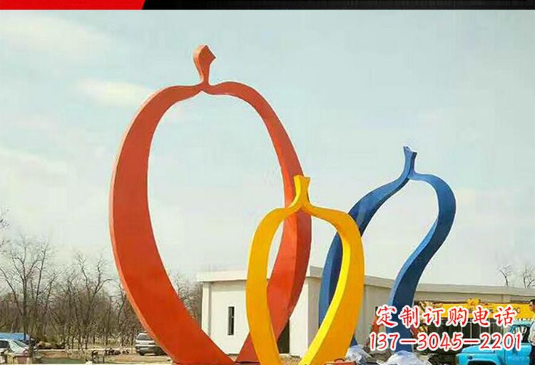 石家庄金光闪耀,果实成熟——不锈钢苹果雕塑