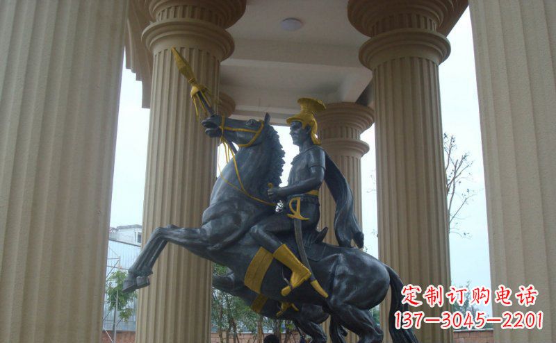 石家庄公园骑马的罗马士兵人物铜雕