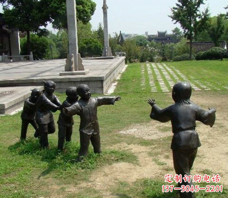 石家庄老鹰雕塑，巧妙玩耍、永记美好