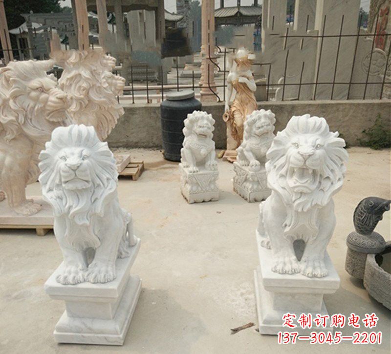 石家庄传承欧式历史的狮子雕塑