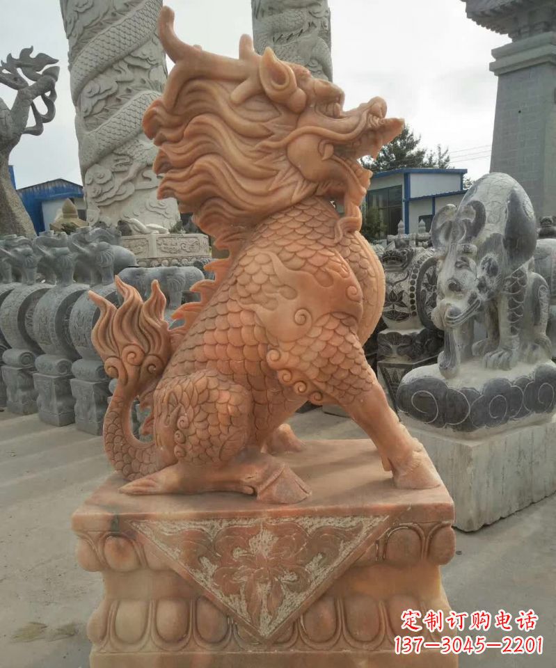 石家庄晚霞红麒麟雕塑1
