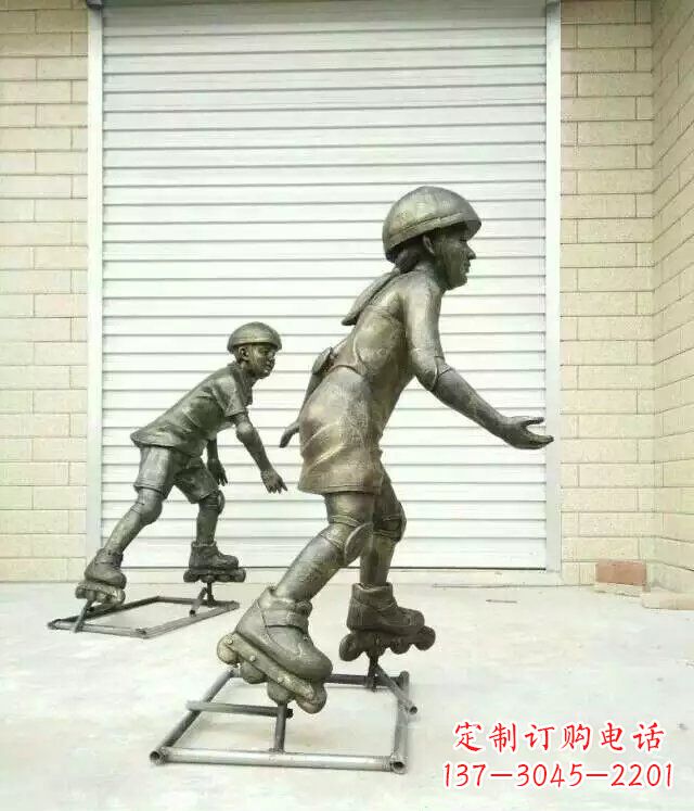 石家庄小孩玩轮滑公园人物铜雕
